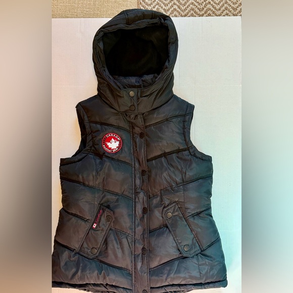 Canada Weather Gear Women’s Hooded Vest Size Large - Picture 1 of 10